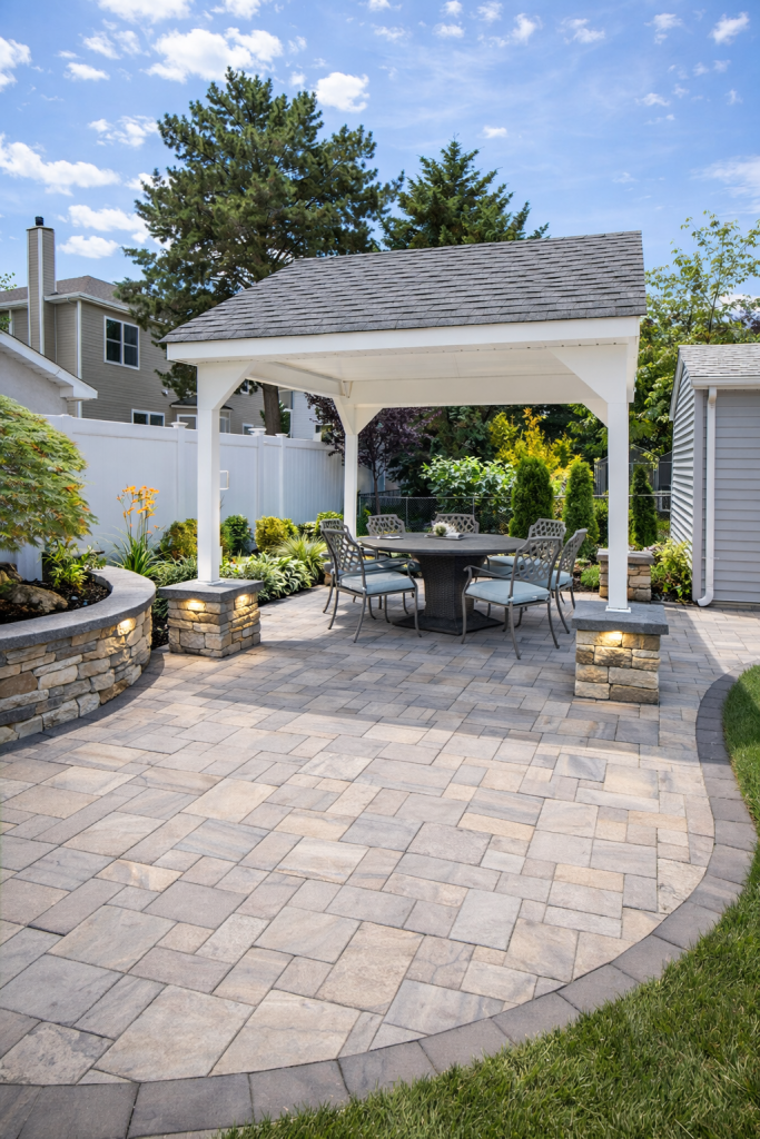 Pavillion Geo 683x1024